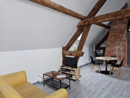Beaugency Apartment | Appartement charmant à Beaugency, 60 m² + Douche moderne