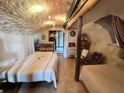 Ardailles Apartment | Appartement charmant à Valleraugue avec terrasse, 40 m²