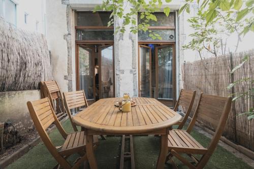 Moliere Vauban Apartment | Appartement cosy 38 m2 avec jardin de 21 m2