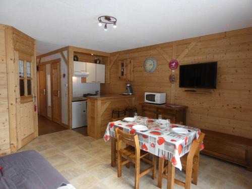 Beaufort Apartment | Appartement cosy, 4 personnes, 1 coin montagne - AR2005