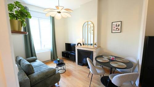Charmettes - Bellecombe Apartment | Appartement cosy et design entre PartDieu et Charpennes