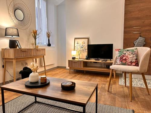 Moulins Apartment | Appartement Couteliers-Centre ville-4pers