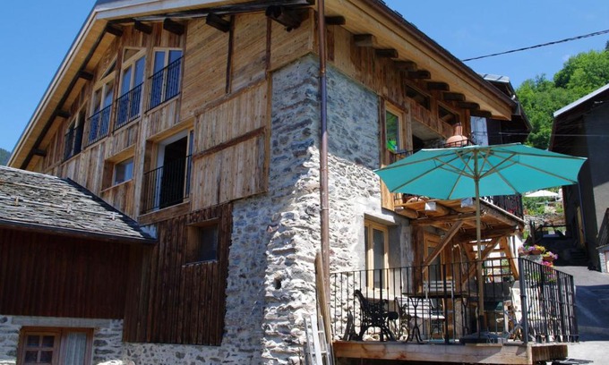 Bozel Apartment | Appartement Dans Chalet de Montagne