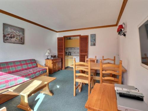 Meribel-Mottaret Apartment | Appartement ensoleillé avec TV, proche pistes et commerces, Résidence Plein Soleil, Les Allues - FR-1-182-18