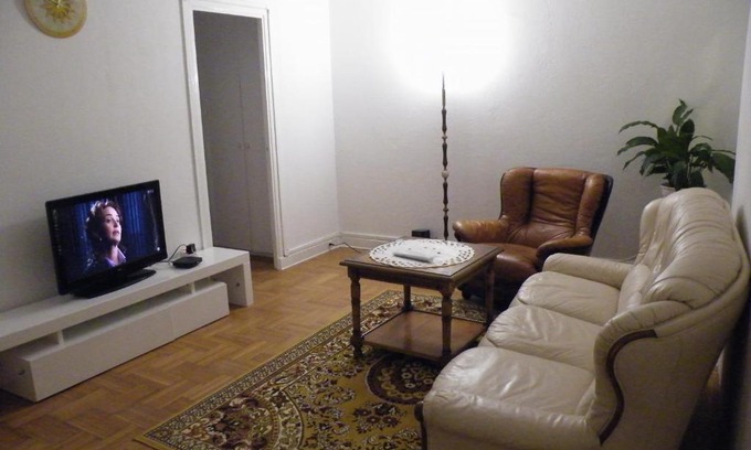 Le Mee-sur-Seine Apartment | APPARTEMENT F3 -PLAISIR MOINS CHER - Jusqu'a 8Personnes