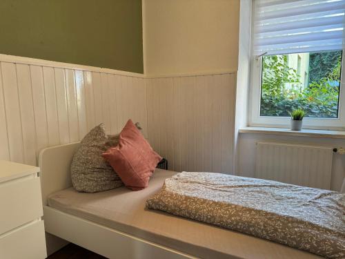 Ortslage Trotha Apartment | Appartement "Hannes" inklusive Parkplatz