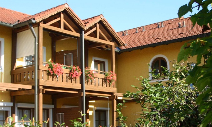 Kirchham Apartment | Appartement-Hotel Finkenhof