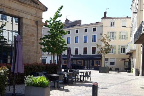 Issoire Apartment | Appartement hyper-centre Issoire