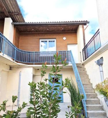 Beaumont-de-Lomagne Apartment | Appartement indépendant.