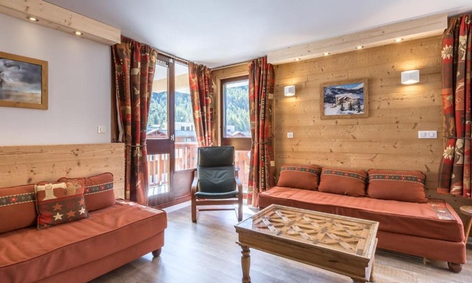 Le Cret Apartment | Appartement intime et confortable avec balcon sud à Val-d'Isère - FR-1-694-115