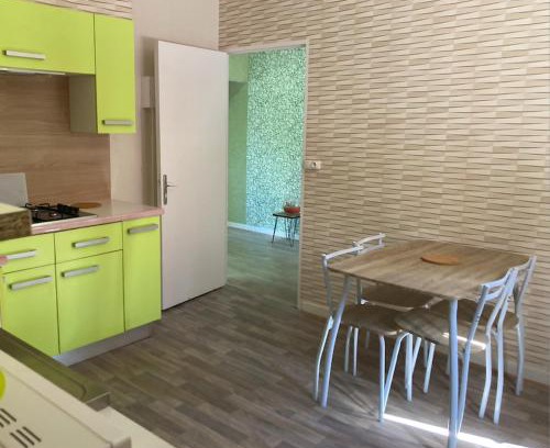Compreignac Apartment | Appartement La Libellule, professionnels et vacanciers