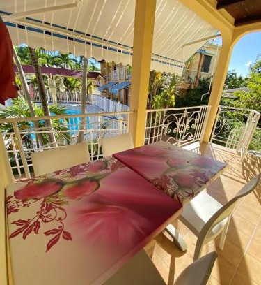 Baille-Argent Apartment | Appartement lumineux à Pointe-Noire 36 m² avec piscine partagée