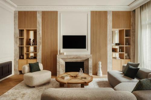 Champs-Elysees Apartment | Appartement Luxe et Rénové - Champs-Élysées