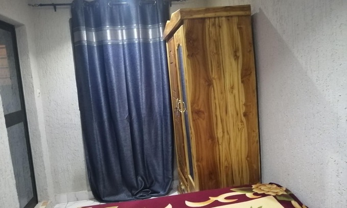 Lome Apartment | Appartement Luxueux à Deux pas de Colombe de la Paix:netflix,wifi, eau Chaude