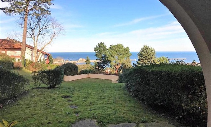 Ciboure Apartment | Appartement moderne à Ciboure avec piscine et vue exceptionnelle - FR-1-4-673