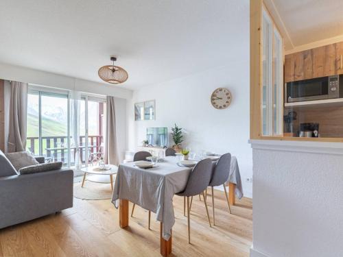 Germ Apartment | Appartement Peyragudes 6 pers, balcon, ski, parking - FR-1-695-75