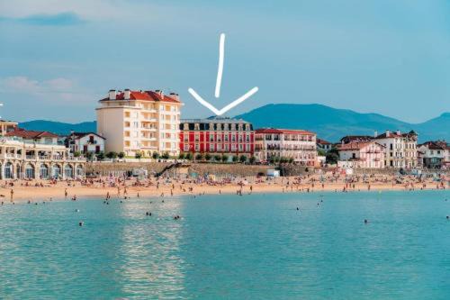 Saint-Jean-de-Luz City Center Apartment | Appartement pied de plage