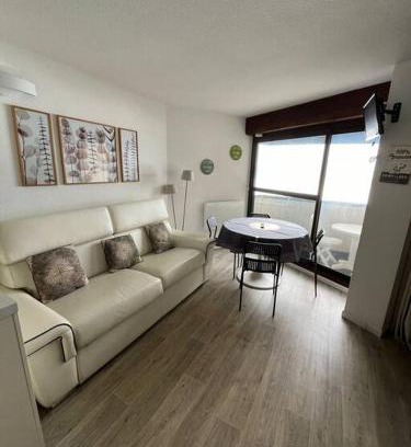 Pla d'Adet Apartment | Appartement pla d'adet aux pieds des pistes