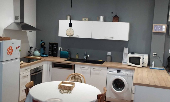 Aurillac Apartment | Appartement Rénové 3 Chambres ,centre Historique D'aurillac