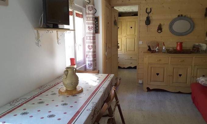 Saint-Vincent-les-Forts Apartment | Appartement Saint Jean Montclar