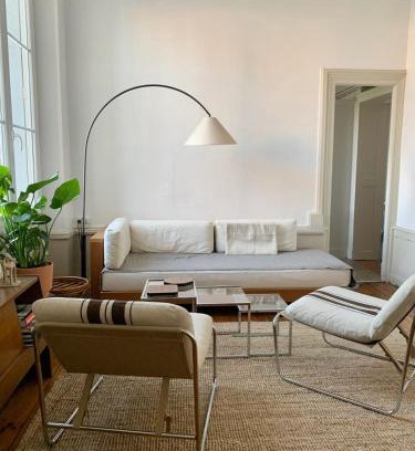 Sablon - Trudaine Apartment | Appartement spacieux et lumineux Place Delille