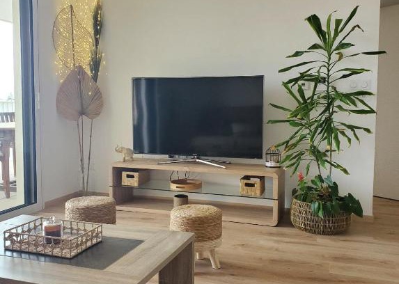 Mauguio Apartment | Appartement T2 sur Mauguio avec grande terrasse