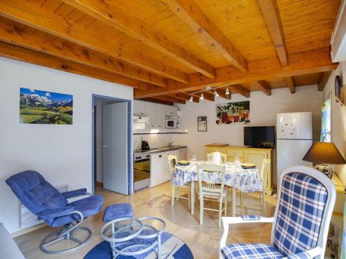 Cauterets Apartment | Appartement T4 avec balcon, 4-6 pers, proche centre et télécabine, navette gratuite - FR-1-401-276