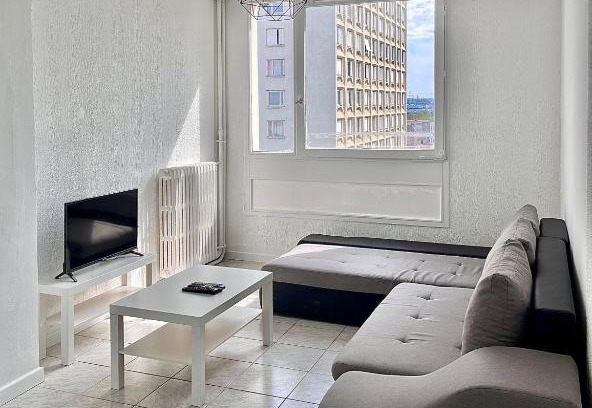 8th Arrondissement Apartment | Appartement T5 Spacieux