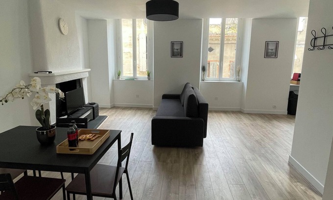 Blaye Apartment | Appartement1 Lumineux Climatiser Centre Blaye