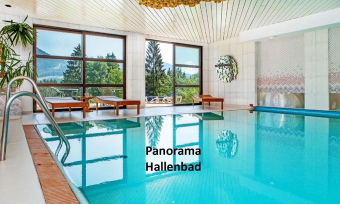 Bad Goisern Apartment | Appartementhaus Dachsteinblick mit Indoorpool und Sauna