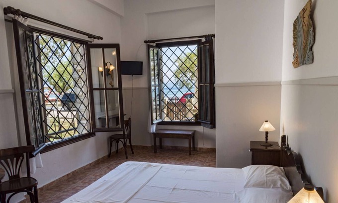 Platania Apartment | Appartment for 2-3 pers. ground floor with sea view #No 2