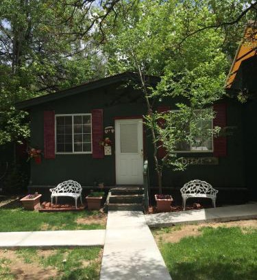 Prescott Cabin | Apple Creek Cottages