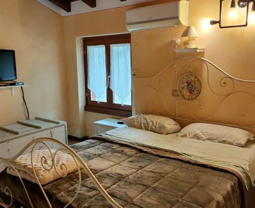 Bianzano Apartment | Apple House
