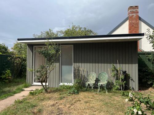 Pill Apartment | Apple Tree Chalet