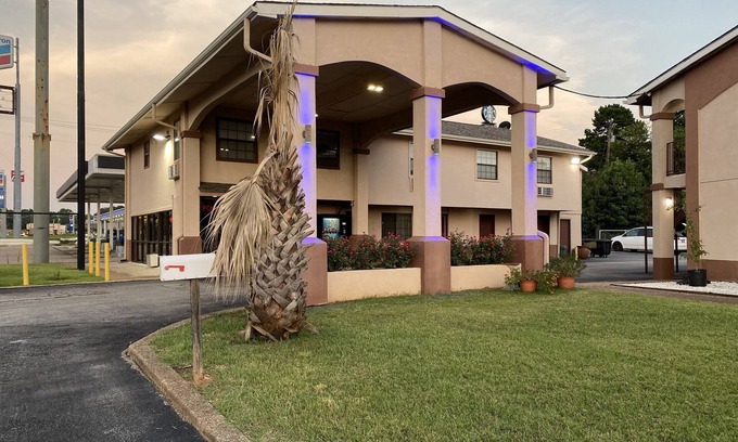 Tyler Hotel | Apple Tree Inn Tyler Lindale