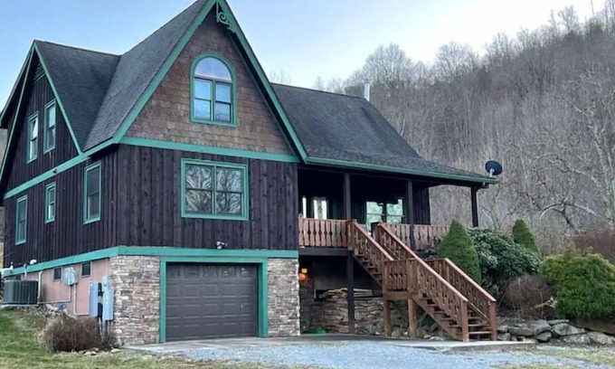 Slaty Fork House | Après Ski Cabin, Mtn Getaway.