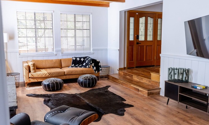 Wrightwood Ski Chalet | Apres-Ski Chalet Mt High Wrightwood Ski Resort