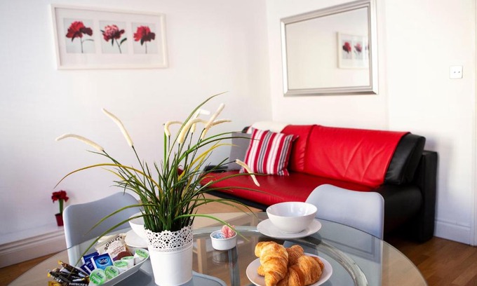 Covent Garden Apartment | Apt 1, Opera House 2nd Floor by Indigo Flats
