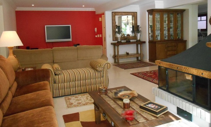 Planalto Apartment | Apt. for 8 people 3 suites in Gramado