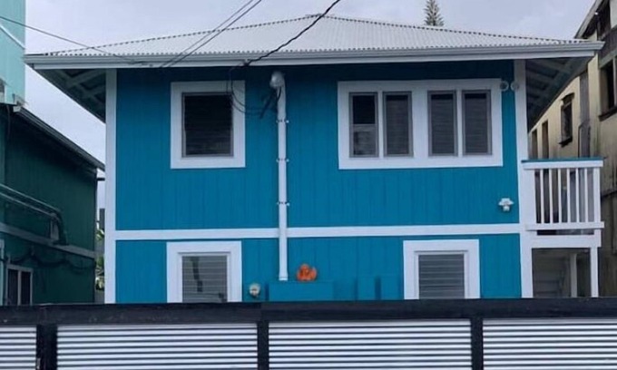Hilo Apartment | Apt L-Downtown 2 bedroom apartment.