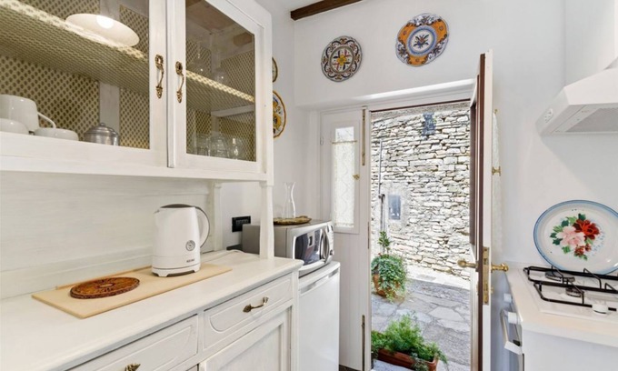 Carate Urio Apartment | APT lake view, vintage furnishings and unique atmosphere!