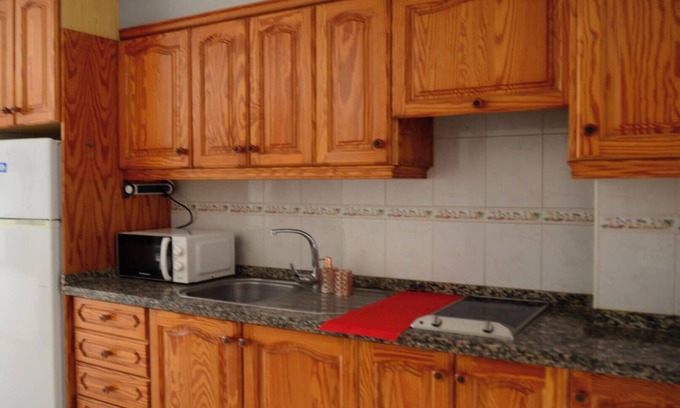 Vueltas Apartment | Apt. ManRey 1B - Ambar