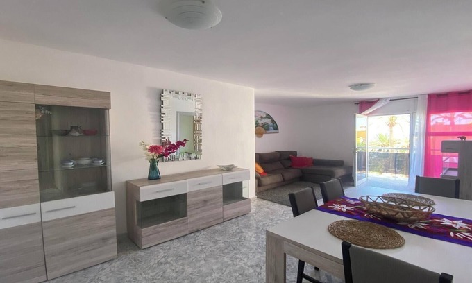 Vueltas Apartment | Apt. ManRey 2B - Zafiro
