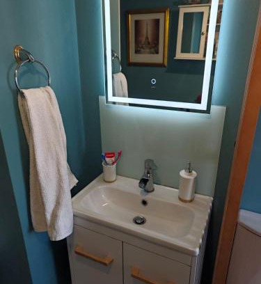 Newbridge Apartment | Apt near everything
