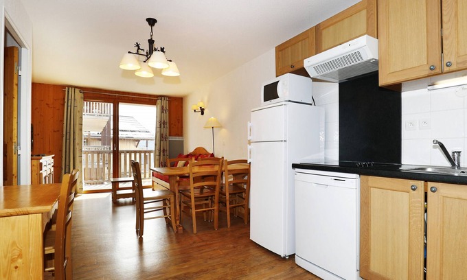 Orcieres-Merlette Apartment | Apt near the ski station 4/6 ppl, balcony, pool