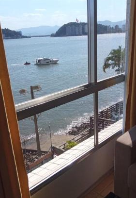 Sao Vicente Apartment | Apt pé na areia vista mar