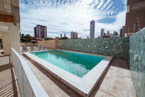 Manaira Apartment | Apto Pet-friendly c piscina, wi-fi, ar e garagem