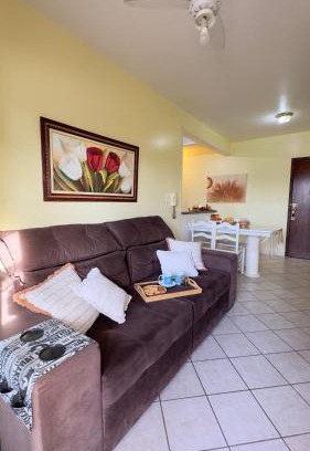 Piratuba Apartment | Apto Violetas na Janela- 1 suíte climatizada- à 50m do Parque Termal!