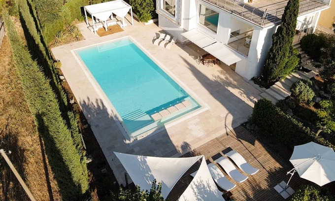 Corato Villa | [ApuliaLux] Prestigious Villa with Pool & Bar ★