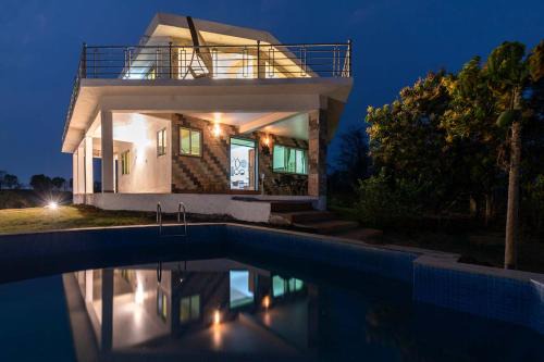 Khalapur Villa | Aqua & Sage by StayVista - Riverside Villa with Pool & Terrace